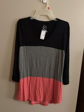 Maurices Black V-Neck Tunic with Gray Stripe Panel